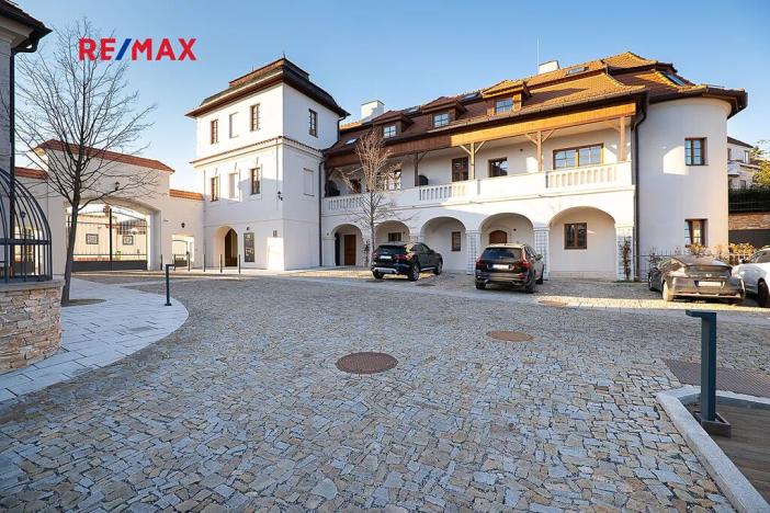 Prodej bytu 3+kk, Praha - Troja, Pod Havránkou, 152 m2