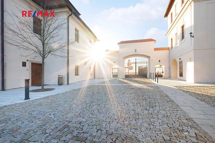 Prodej bytu 3+kk, Praha - Troja, Pod Havránkou, 152 m2