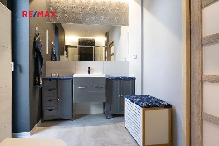 Prodej rodinného domu, Hovorčovice, Na Konci světa, 188 m2