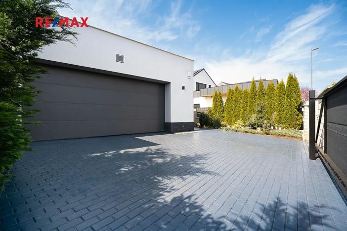 Prodej rodinného domu, Hovorčovice, Na Konci světa, 188 m2