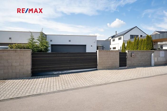 Prodej rodinného domu, Hovorčovice, Na Konci světa, 188 m2