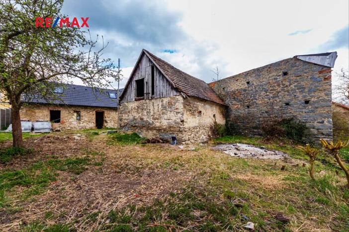 Prodej rodinného domu, Kozárovice, 180 m2