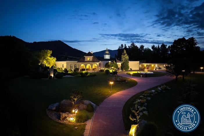 Prodej vily, Malenovice, 900 m2