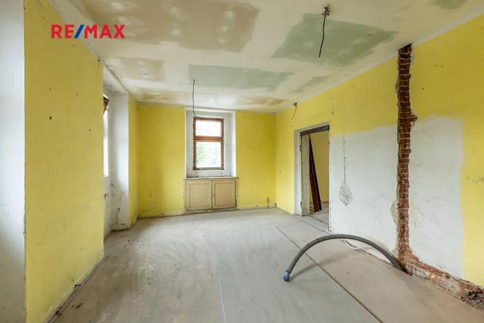 Prodej vícegeneračního domu, Koleč, 404 m2