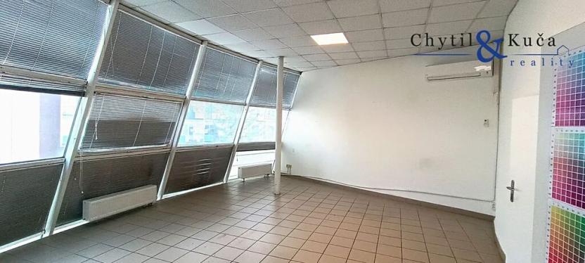 Pronájem obchodního prostoru, Přerov, tř. Gen. Janouška, 12 m2