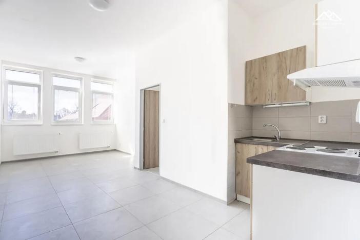 Pronájem bytu 2+kk, Hlinsko, Adámkova třída, 52 m2