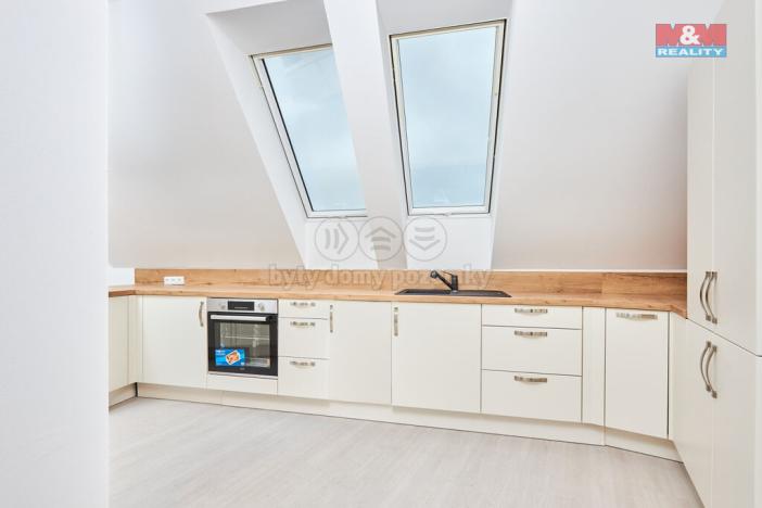 Pronájem bytu 3+kk, České Budějovice - České Budějovice 3, Nádražní, 127 m2