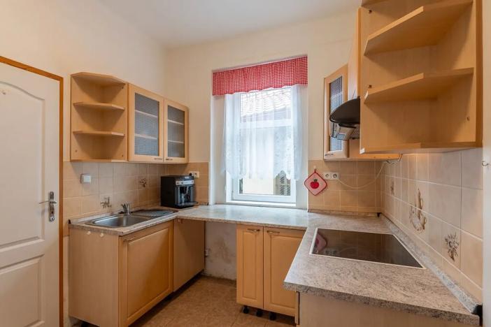 Prodej rodinného domu, Petrohrad, 247 m2