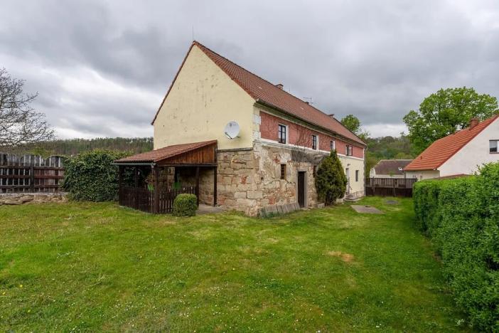 Prodej rodinného domu, Petrohrad, 247 m2