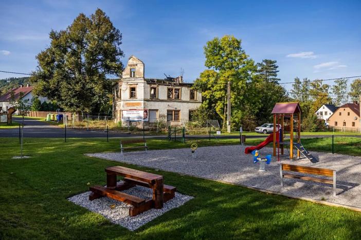 Prodej rodinného domu, Brandov, Rudé armády, 375 m2