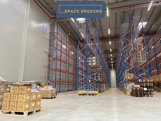 Pronájem skladu, Brno, 4678 m2