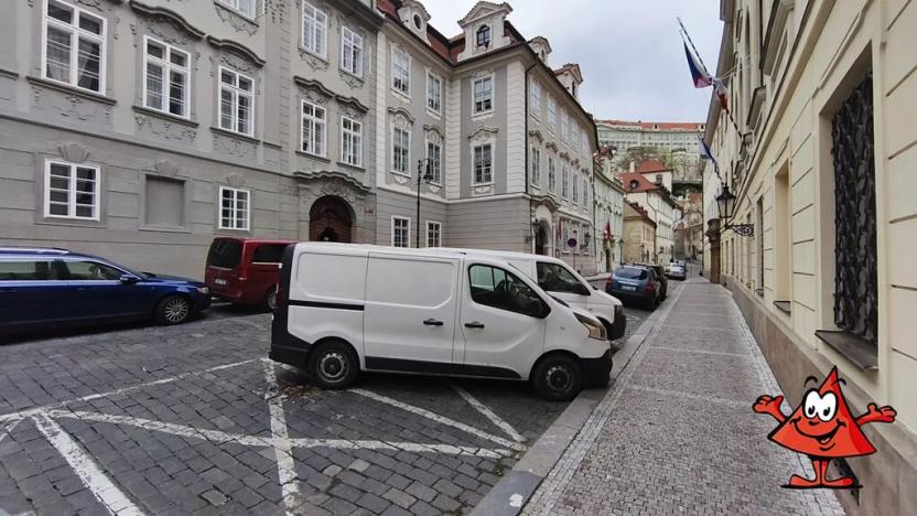 Pronájem bytu 3+1, Praha - Malá Strana, Sněmovní, 85 m2