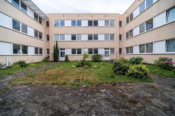 Pronájem kanceláře, Hradec Králové, Sušilova, 250 m2