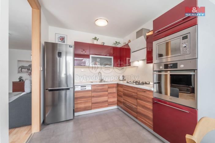 Prodej bytu 3+1, Praha - Kobylisy, Hrubého, 64 m2