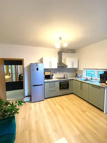 Pronájem bytu 2+kk, Praha - Hloubětín, Saarinenova, 58 m2