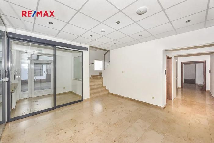 Pronájem kanceláře, Plzeň, Kollárova, 129 m2