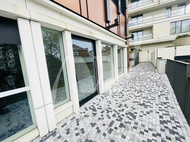 Pronájem obchodního prostoru, Praha - Nusle, Lomnického, 45 m2