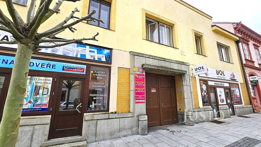 Pronájem skladu, Písek, třída Národní svobody, 34 m2