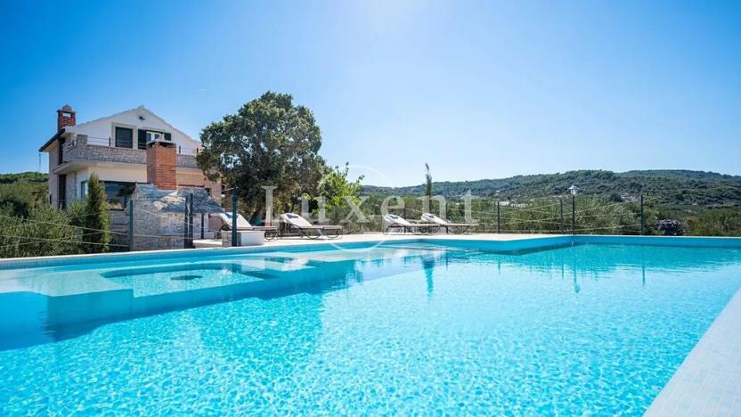 Prodej vily, Bol, Chorvatsko, 83 m2