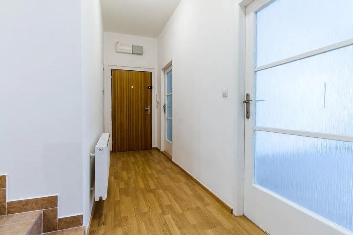 Pronájem bytu 2+1, Praha - Břevnov, Bělohorská, 57 m2