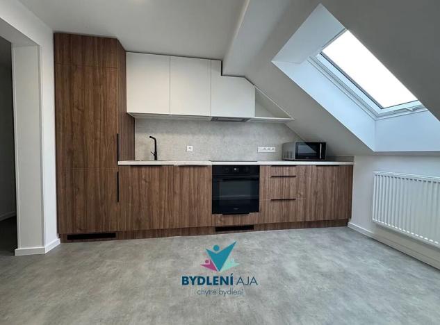 Pronájem bytu 3+kk, Teplice, Novosedlická, 57 m2
