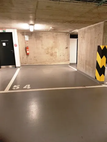 Pronájem garážového stání, Praha - Hostivař, Kytínská, 18 m2