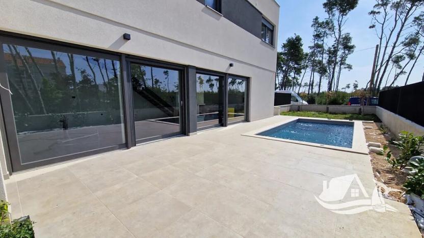 Prodej bytu 4+kk, Privlaka, Chorvatsko, 97 m2