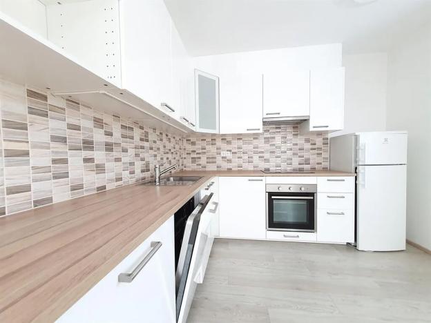 Pronájem bytu 1+kk, Praha - Chodov, Starochodovská, 46 m2
