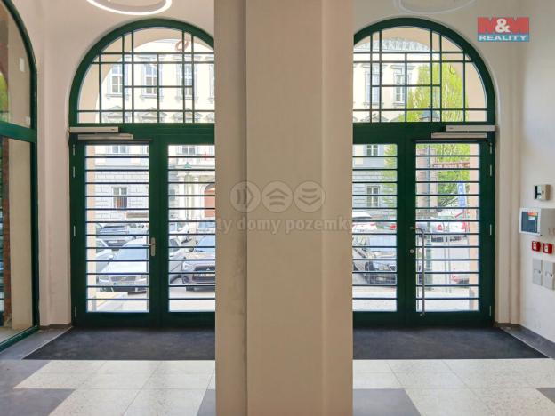 Pronájem obchodního prostoru, Opava - Město, Masarykova třída, 30 m2