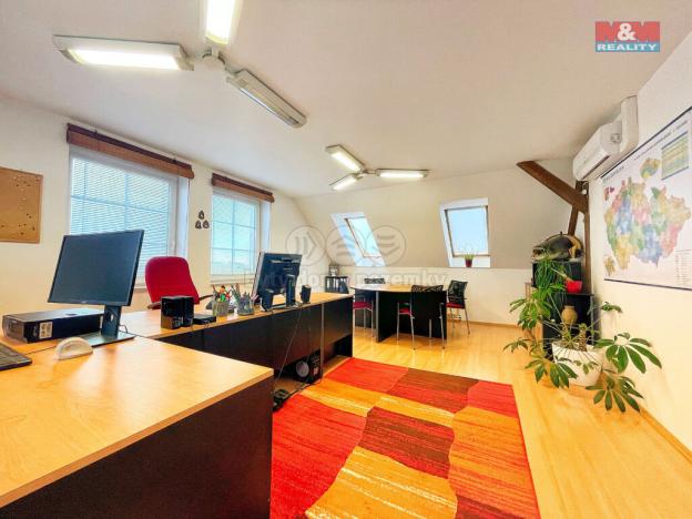 Prodej výrobních prostor, Žďár, 1089 m2