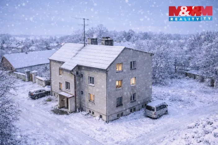 Prodej činžovního domu, Svojšice, 705 m2