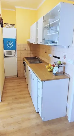 Pronájem bytu 2+kk, Praha - Nusle, Dačického, 42 m2
