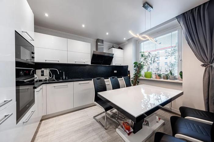 Prodej bytu 3+kk, Pardubice, Palackého třída, 74 m2