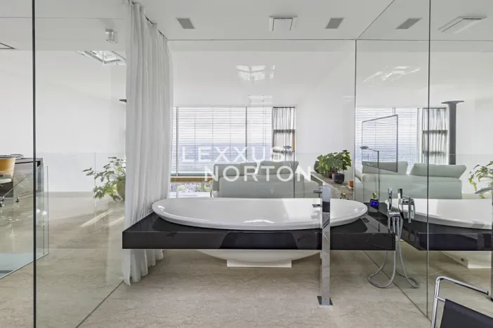 Prodej bytu 4+kk, Praha - Břevnov, Atletická, 236 m2