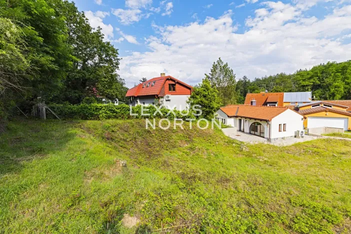 Prodej pozemku pro bydlení, Roztoky, Tiché údolí, 1416 m2