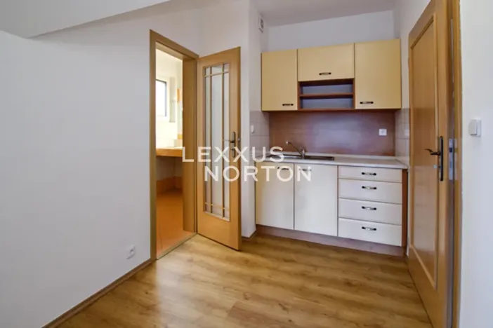 Pronájem rodinného domu, Praha - Nebušice, K Hlásku, 400 m2