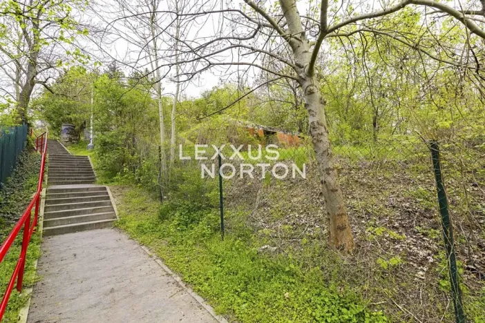 Prodej pozemku pro bydlení, Praha - Smíchov, 648 m2