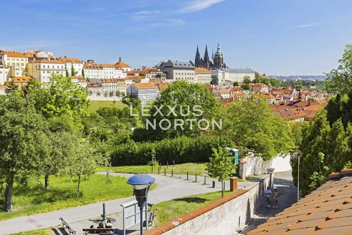 Prodej pozemku pro bydlení, Praha - Smíchov, 648 m2