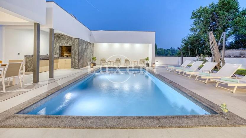 Prodej vily, Zadar, Chorvatsko, 234 m2