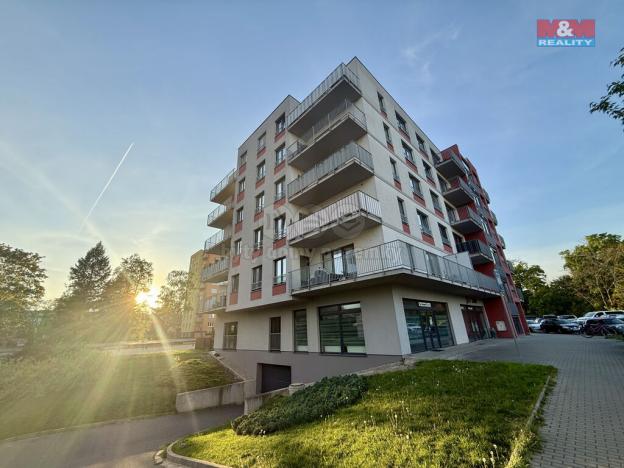 Pronájem bytu 3+kk, Pardubice - Zelené Předměstí, Pod Vinicí, 71 m2