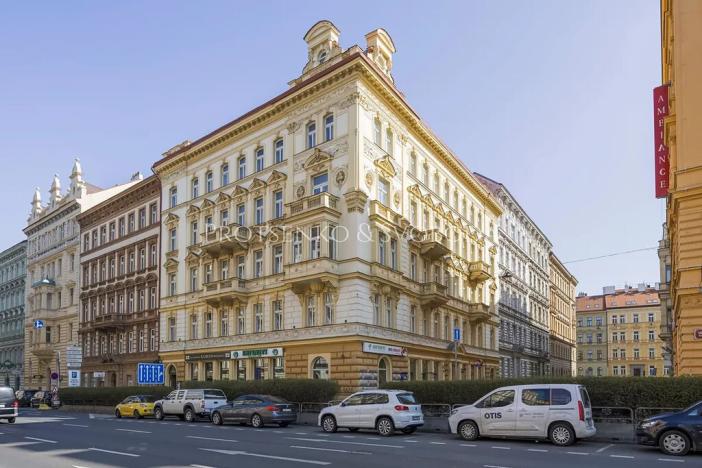 Pronájem obchodního prostoru, Praha - Nové Město, Tyršova, 32 m2