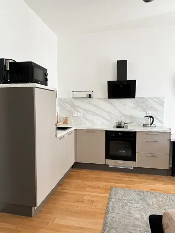Pronájem bytu 1+kk, Praha - Vinohrady, Rubešova, 30 m2