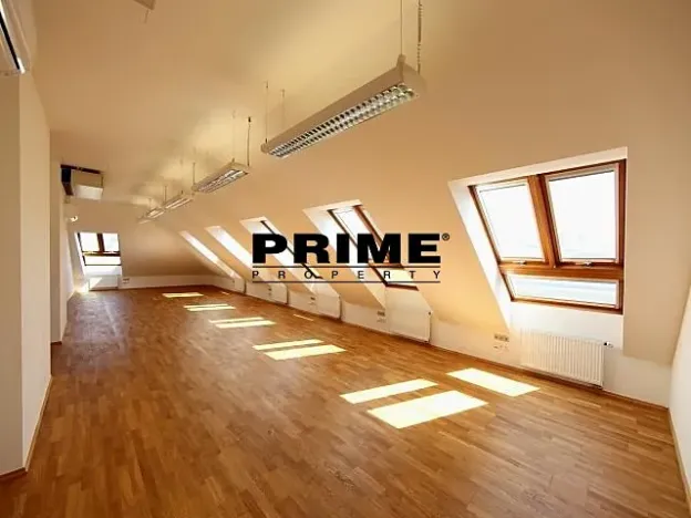 Pronájem kanceláře, Praha - Smíchov, Štefánikova, 129 m2