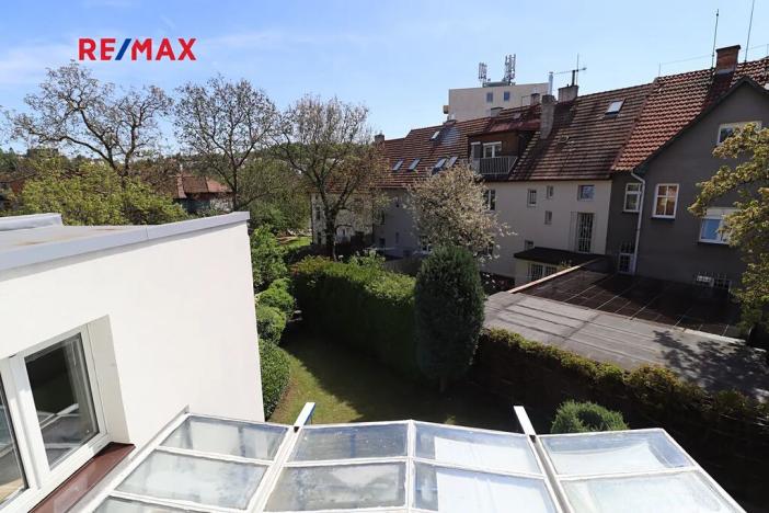 Prodej rodinného domu, Praha - Liboc, U kolejí, 180 m2