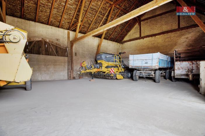 Prodej rodinného domu, Černiv, 320 m2