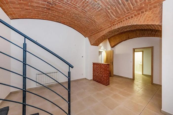 Prodej obchodního prostoru, Praha - Nové Město, Na bojišti, 139 m2