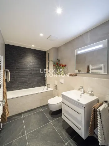 Prodej bytu 2+kk, Praha - Stodůlky, Nekonečného, 45 m2