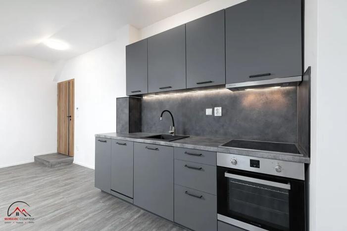 Pronájem bytu 2+kk, Ostrava, Křišťanova, 94 m2