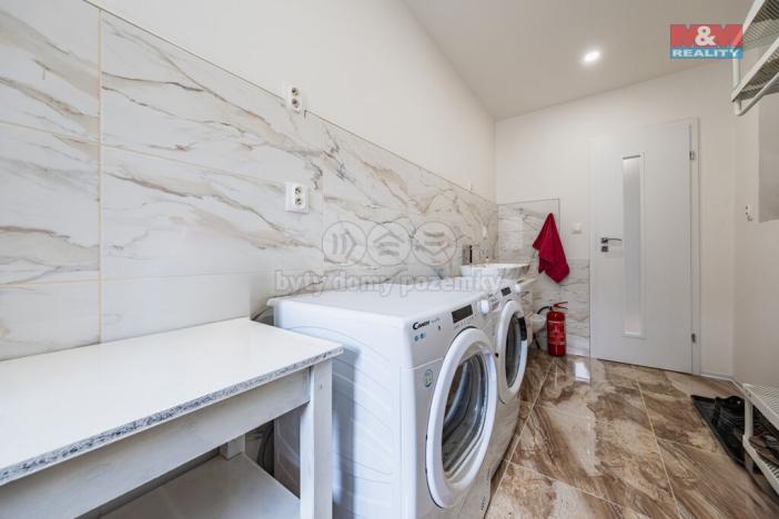 Prodej rodinného domu, Kunice, Do Žlábek, 340 m2