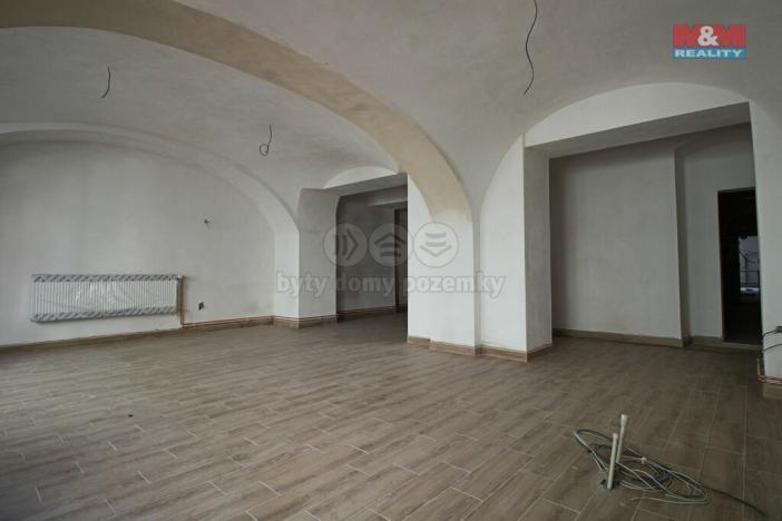 Pronájem obchodního prostoru, Chomutov, Ruská, 300 m2